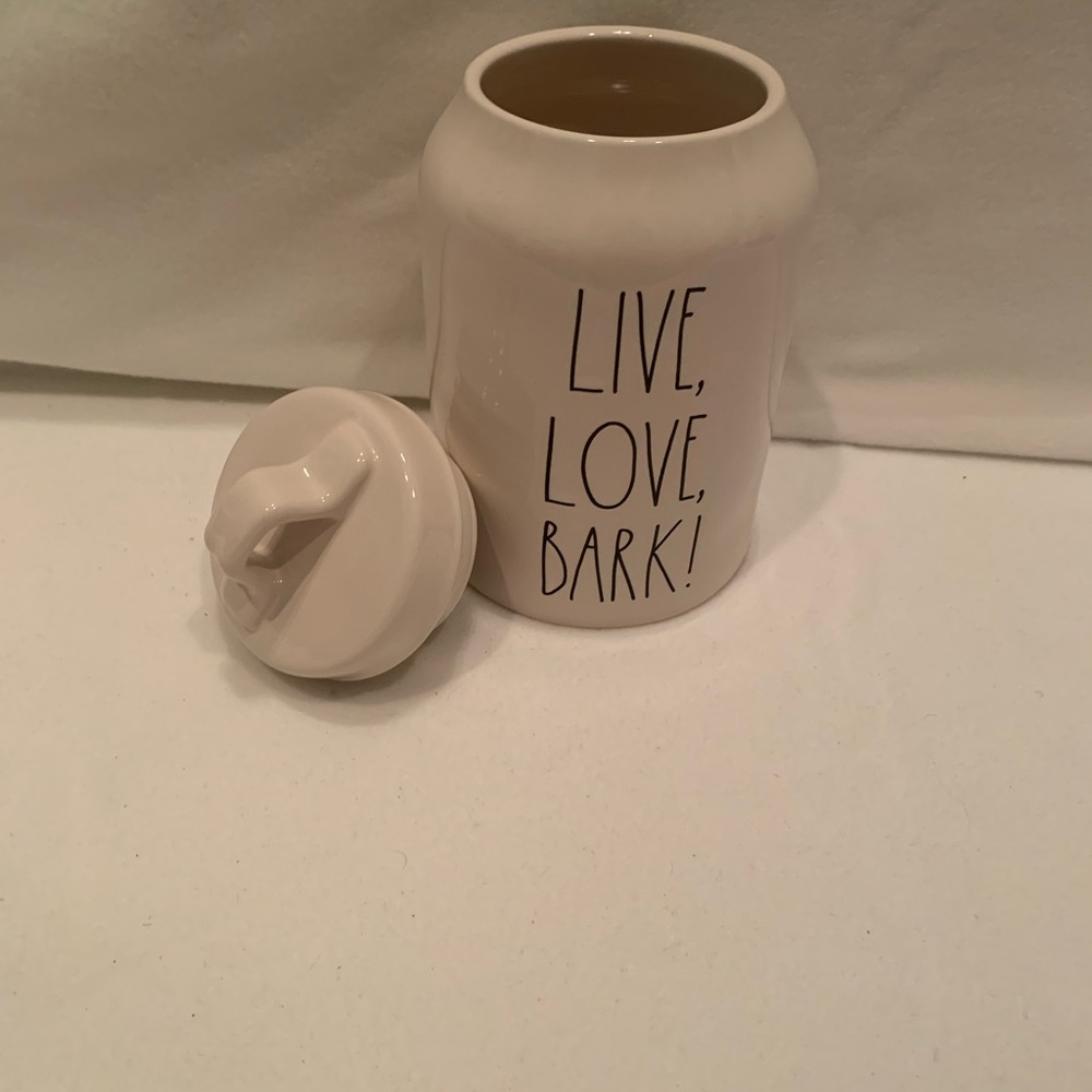 Rae Dunn MED Dog Treat Canister NWT.